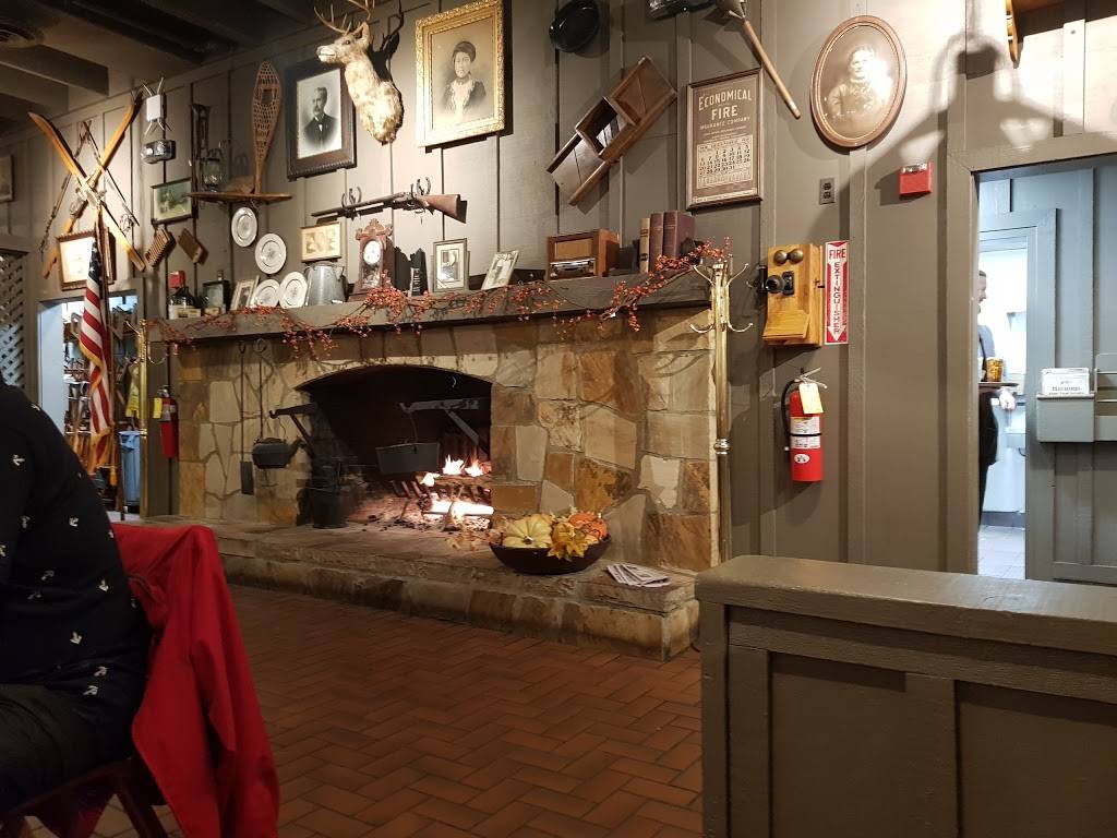 Bojangles Famous Chicken n Biscuits | restaurant | 1665 Ball Ground Hwy, Canton, GA 30114, USA | 7704790650 OR +1 770-479-0650