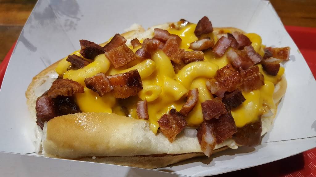 Gourmet Killer Dogs | restaurant | 4057 W Atlantic Ave, Delray Beach, FL 33445, USA | 9176563664 OR +1 917-656-3664