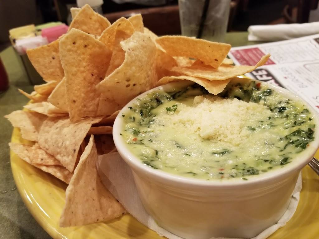 Barnabys Cafe | meal takeaway | 5750 Woodway Dr, Houston, TX 77057, USA | 7132660046 OR +1 713-266-0046