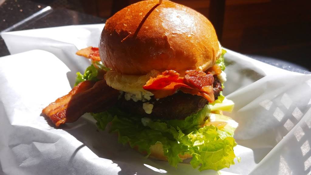 The Krave Kobe Burger Grill - Newport Beach | restaurant | 21133 Newport Coast Dr, Newport Coast, CA 92657, USA | 9497197770 OR +1 949-719-7770