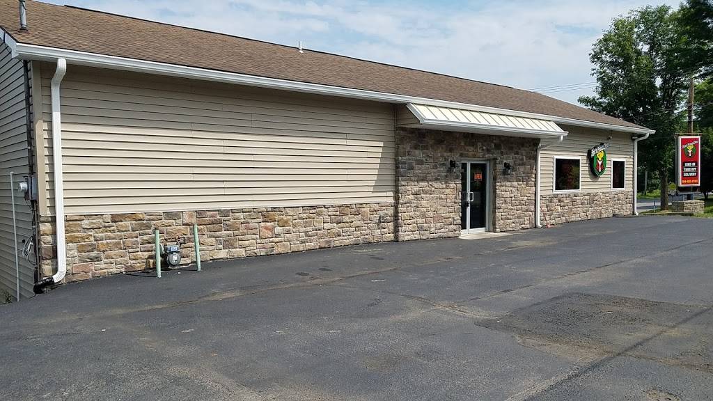 Foxs pizza reynoldsville | restaurant | 1 Broadway St, Reynoldsville, PA 15851, USA | 8146122720 OR +1 814-612-2720