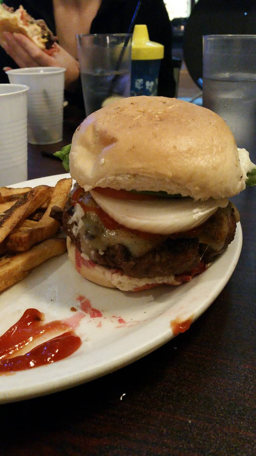 Vizzis | restaurant | 967 Kenmore Ave, Kenmore, NY 14217, USA | 7168711965 OR +1 716-871-1965