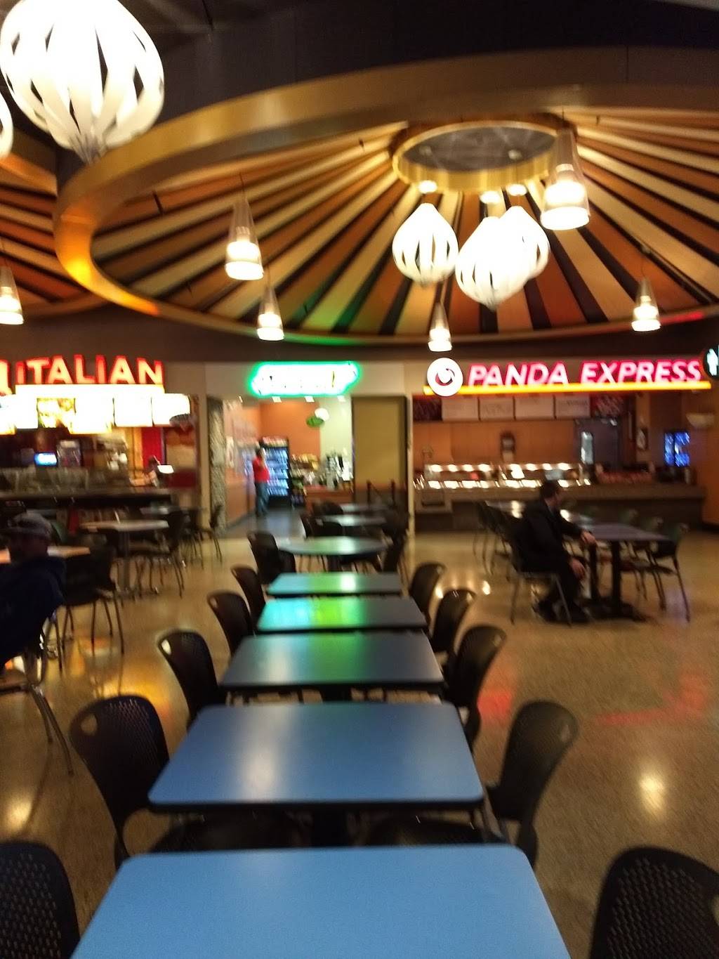 Subway | restaurant | 49500 Seminole Dr, Cabazon, CA 92230, USA | 9519221188 OR +1 951-922-1188