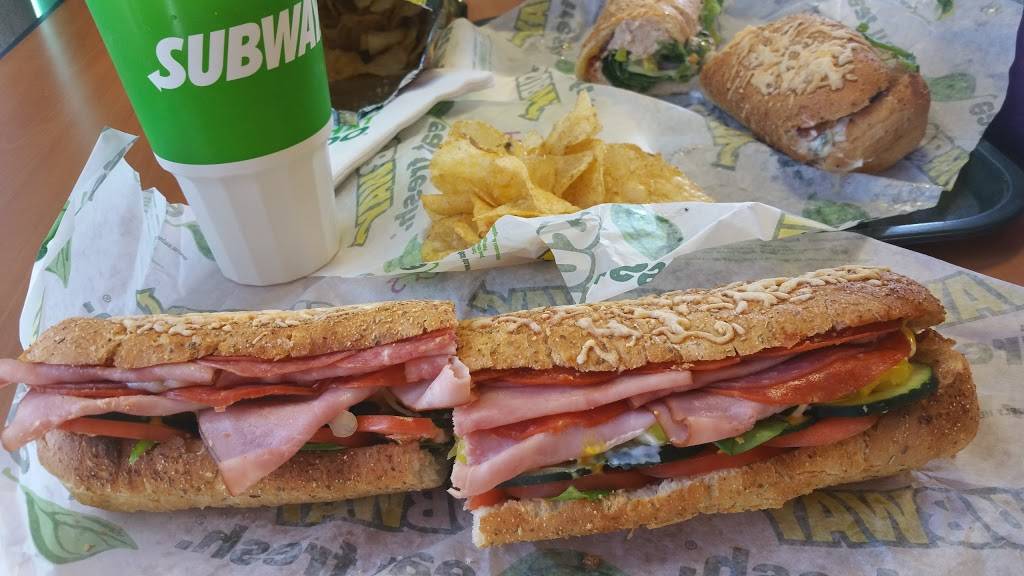 Subway Restaurants | restaurant | 2396 Crenshaw Blvd G, Torrance, CA 90501, USA | 3103203366 OR +1 310-320-3366