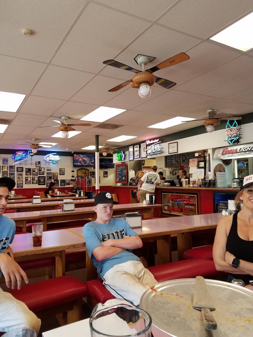 Barbonis Pizza Alta Loma | restaurant | 3538, 9792 19th St, Rancho Cucamonga, CA 91737, USA | 9099894636 OR +1 909-989-4636