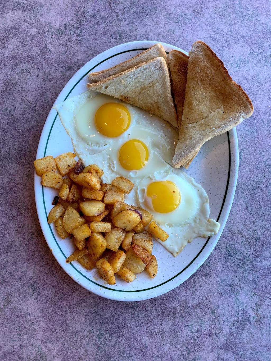 Northway Family Restaurant | restaurant | 205 N Front St, Belleville, ON K8P 3C3, Canada | 6139627119 OR +1 613-962-7119