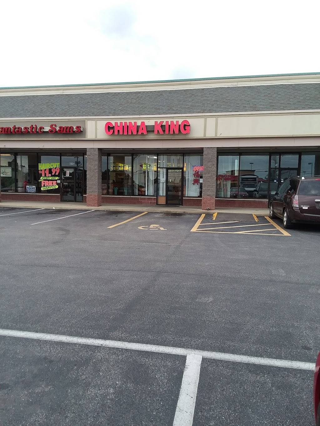 China King | restaurant | 651 Carlyle Ave, Belleville, IL 62221, USA | 6182778887 OR +1 618-277-8887