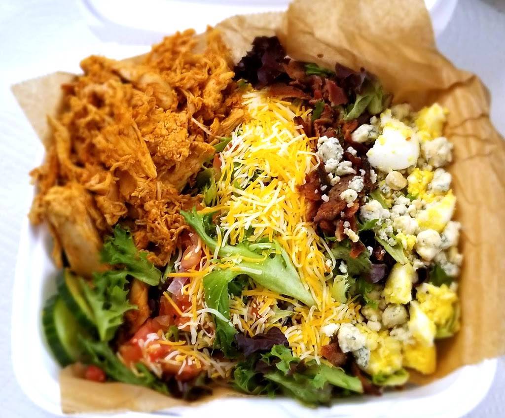 David Alan Alans Smokehouse & Saloon | restaurant | 325 Bay View Road, Suite d/e, Mukwonago, WI 53149, USA | 2623633227 OR +1 262-363-3227