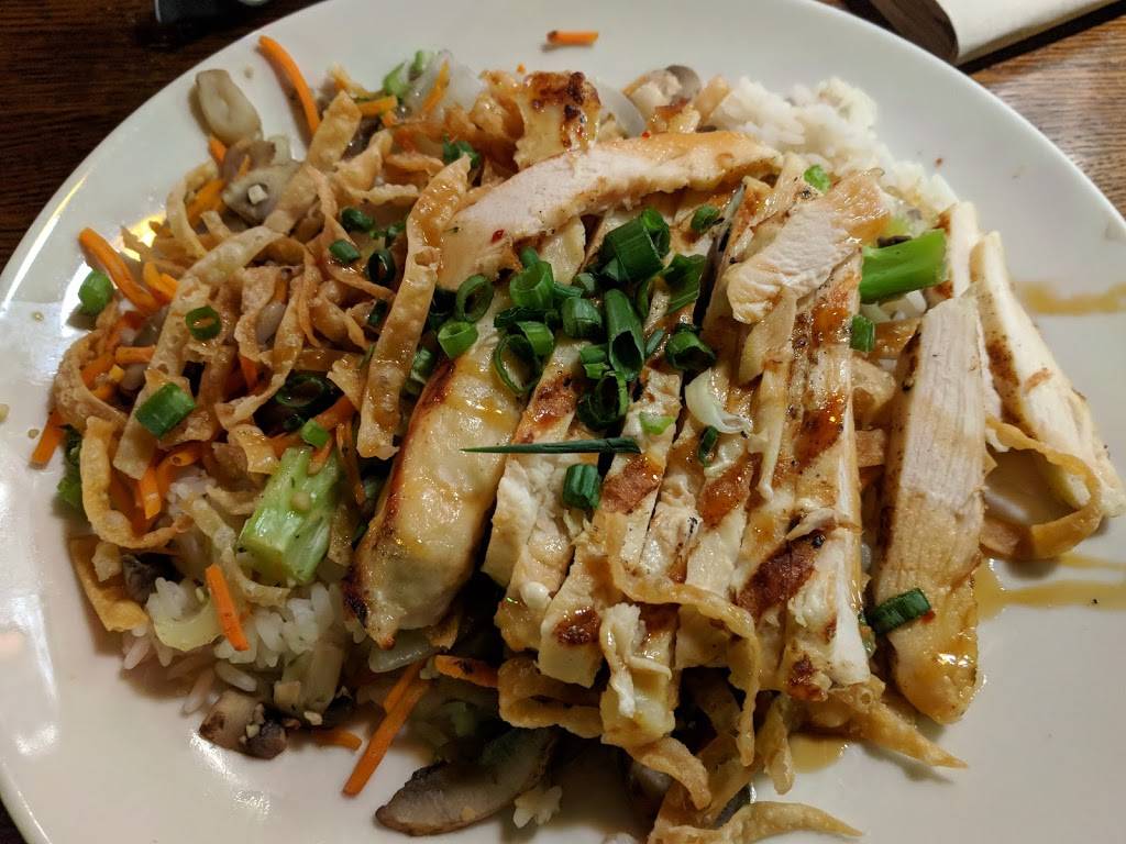 Applebees Grill + Bar | restaurant | 1041 Admiral Callaghan Ln, Vallejo, CA 94591, USA | 7075580824 OR +1 707-558-0824