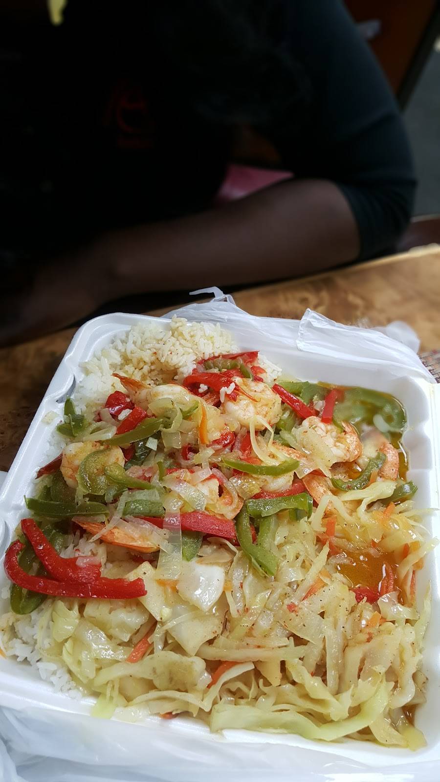 S & S Island Cuisine | restaurant | 508 Main St, Darby, PA 19023, USA | 6104610700 OR +1 610-461-0700