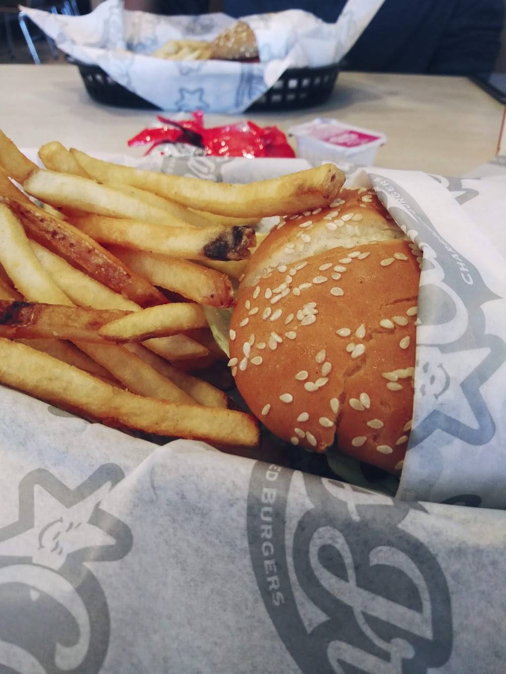 Carls Jr | restaurant | Blvd. Benito Juárez 2710, HACIENDA FLORESTA, 22703 Rosarito, B.C., Mexico | 018007322757 OR +52 800 732 2757