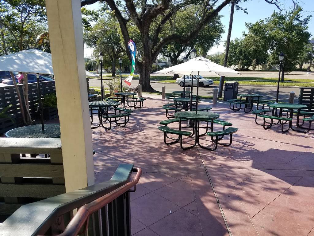 Ikes Snowballs | restaurant | 520 City Park Ave, New Orleans, LA 70119, USA | 5042089983 OR +1 504-208-9983