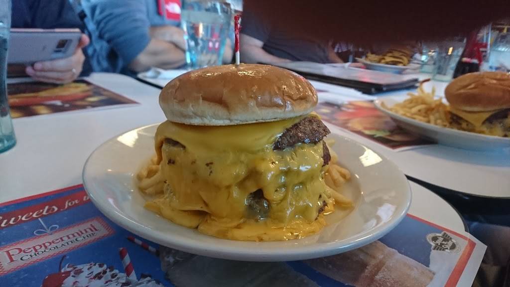 Steak n Shake | restaurant | 200 Meijer Dr, Lafayette, IN 47905, USA | 7654473375 OR +1 765-447-3375