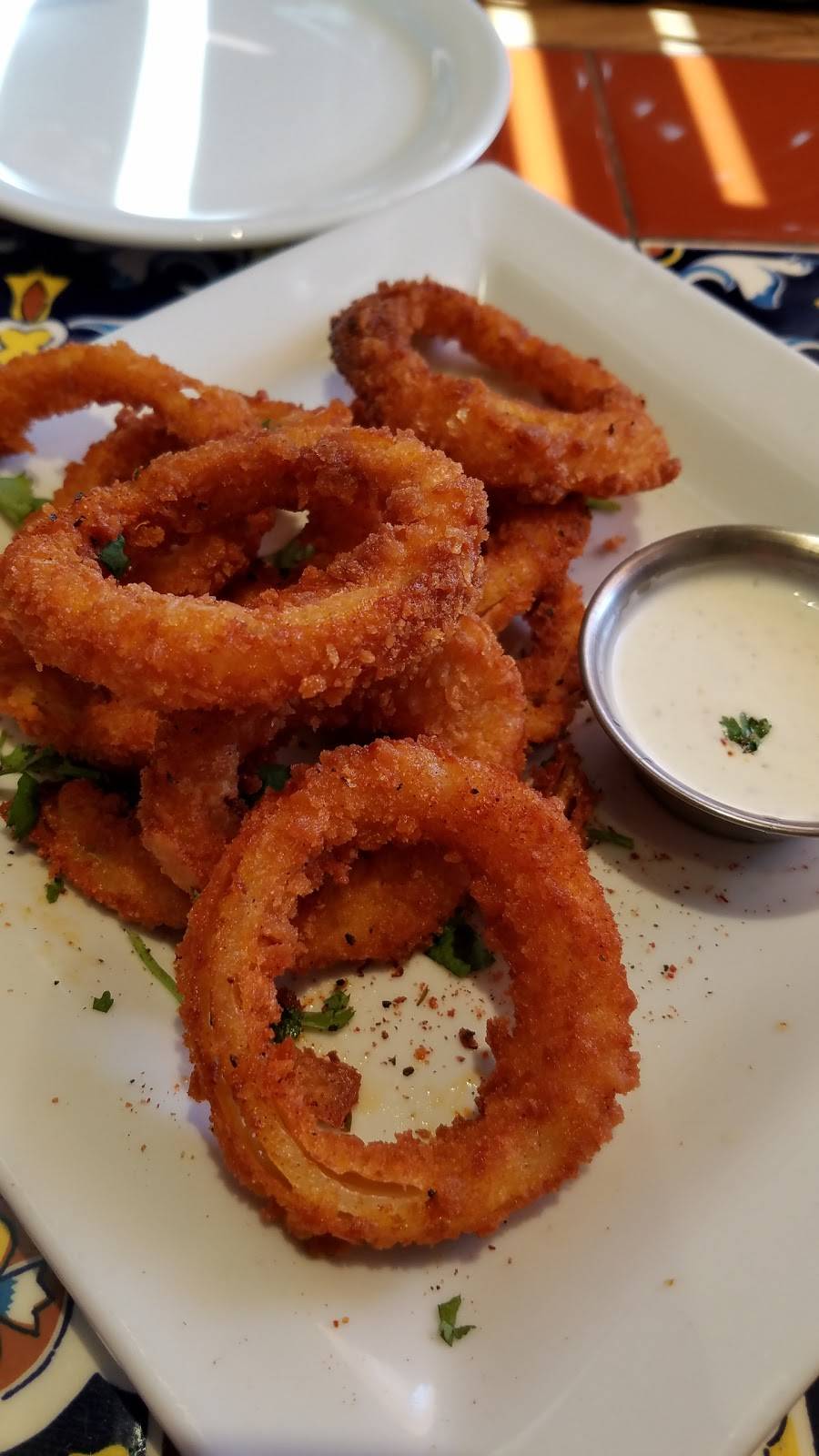 Chilis Grill & Bar | meal takeaway | 890 S Waukegan Rd, Waukegan, IL 60085, USA | 8476890540 OR +1 847-689-0540