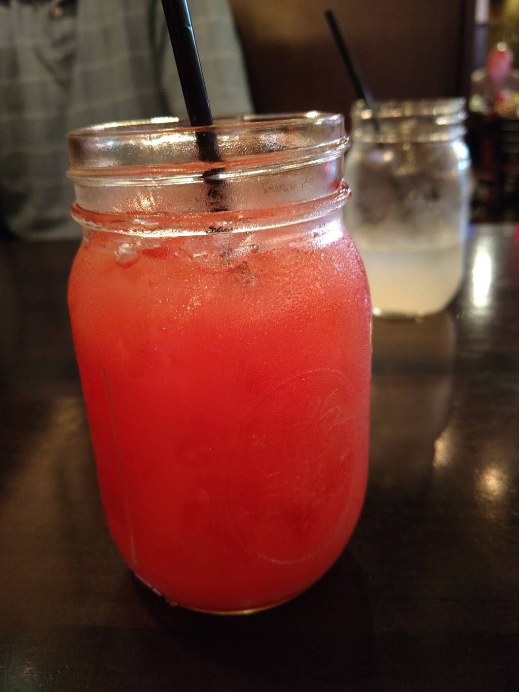 Suds Maguires Bar & Grill | restaurant | 1270 W Bagley Rd, Berea, OH 44017, USA | 4409734243 OR +1 440-973-4243