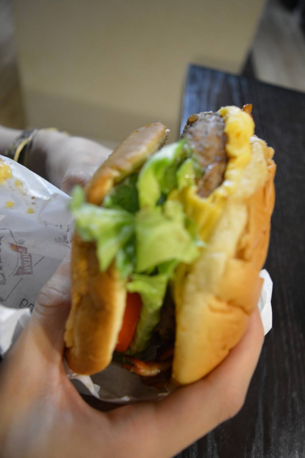 Nations Giant Burgers | restaurant | 2525-2599, CA-29, Vallejo, CA 94590, USA | 7075548888 OR +1 707-554-8888