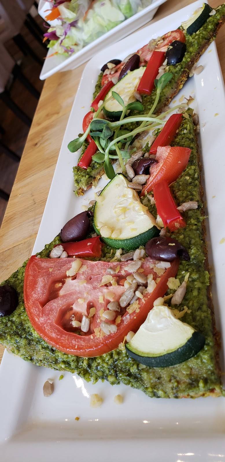 Rawlicious Markham | restaurant | 116 Main St N, Markham, ON L3P 1Y1, Canada | 9055544729 OR +1 905-554-4729