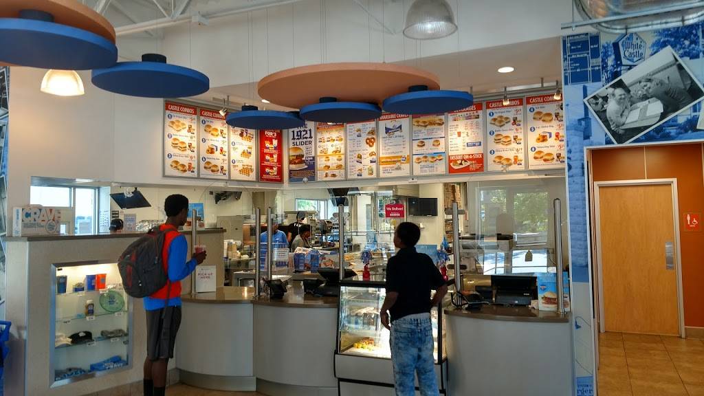 White Castle | restaurant | 2140 S Wabash Ave, Chicago, IL 60616, USA | 3129490717 OR +1 312-949-0717