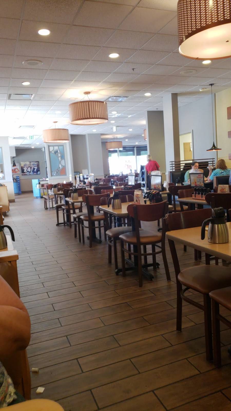 IHOP | bakery | 331 Diederich Blvd, Ashland, KY 41101, USA | 6063244444 OR +1 606-324-4444