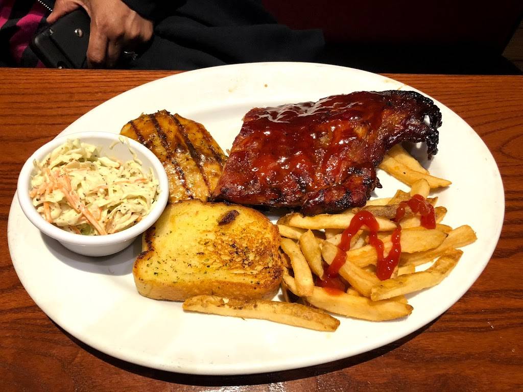 Smokey Bones Bar & Fire Grill | restaurant | 2601 Prince William Pkwy, Woodbridge, VA 22192, USA | 7034910390 OR +1 703-491-0390