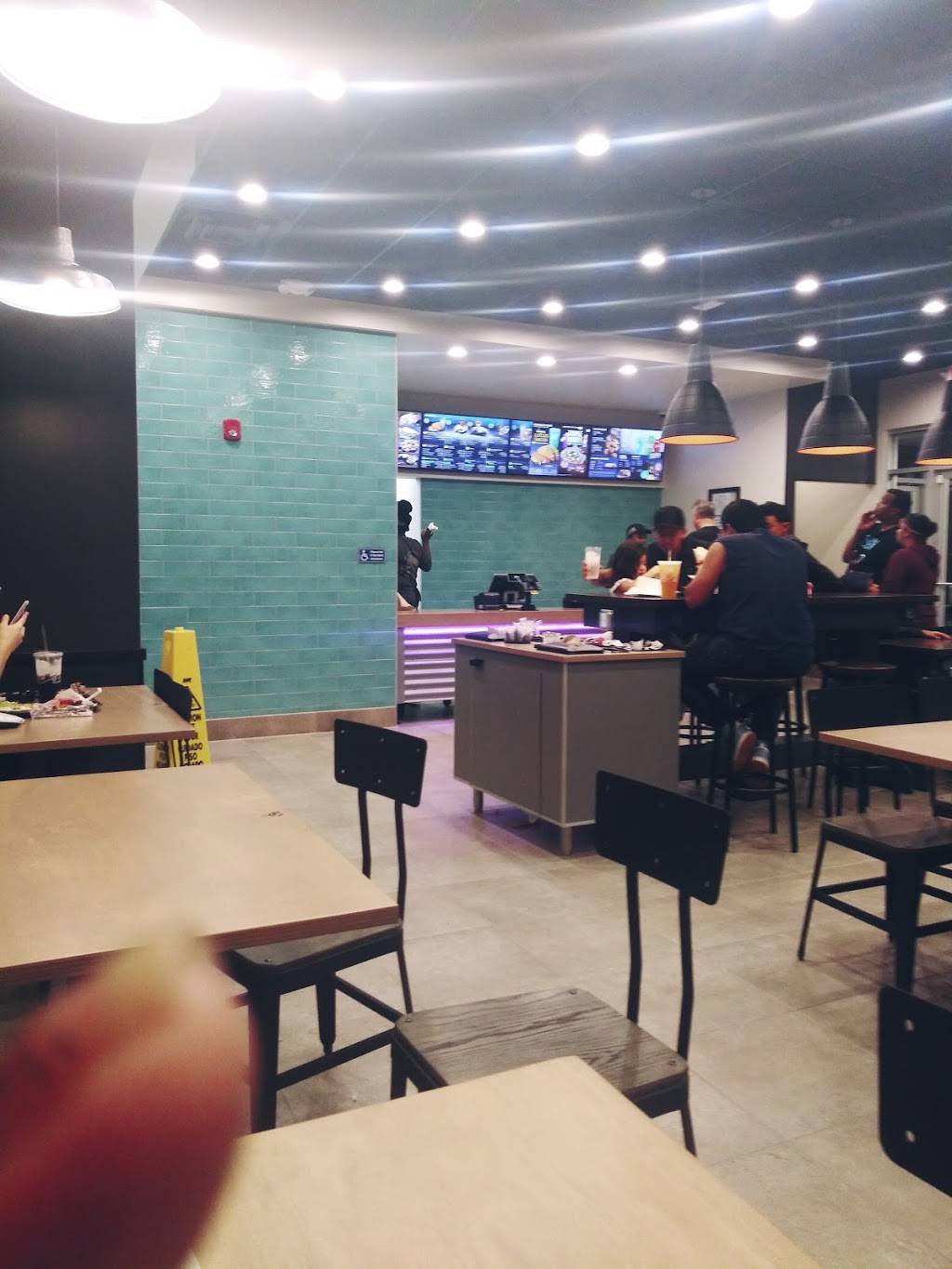 Taco Bell | meal takeaway | 350 Broad St, Newark, NJ 07104, USA | 8622271075 OR +1 862-227-1075