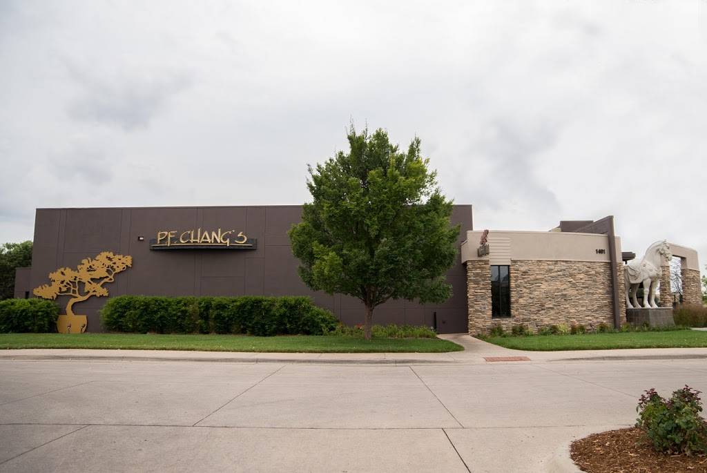 P.F. Changs | meal takeaway | 1401 Waterfront Pkwy, Wichita, KS 67206, USA | 3166342211 OR +1 316-634-2211
