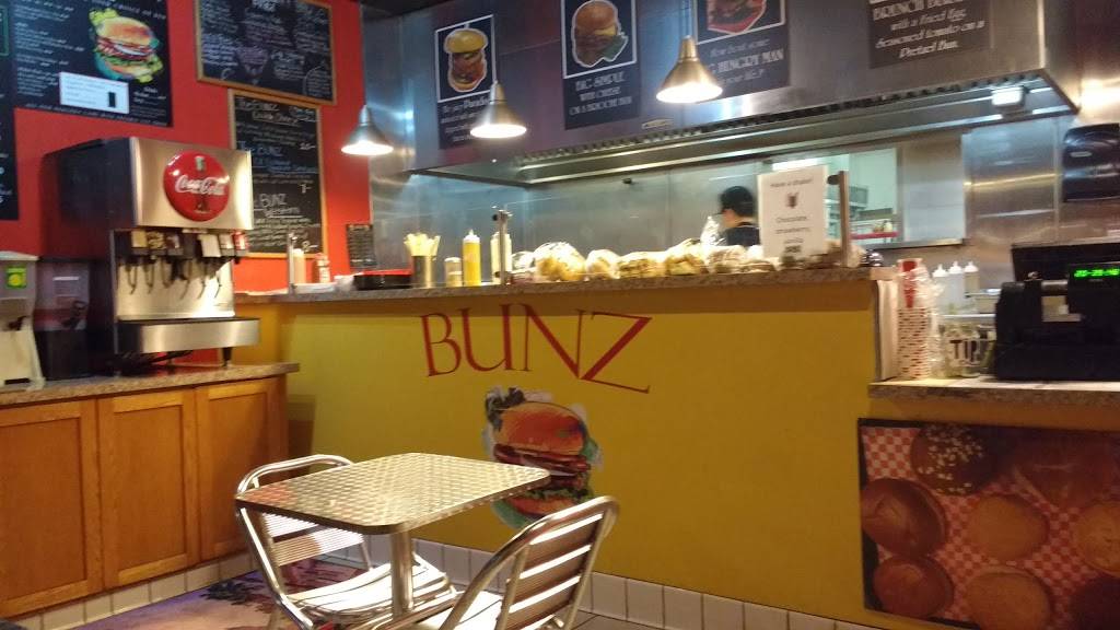 Bunz Gourmet Burgers | restaurant | 655 W 7th St, San Pedro, CA 90731, USA | 3105148773 OR +1 310-514-8773