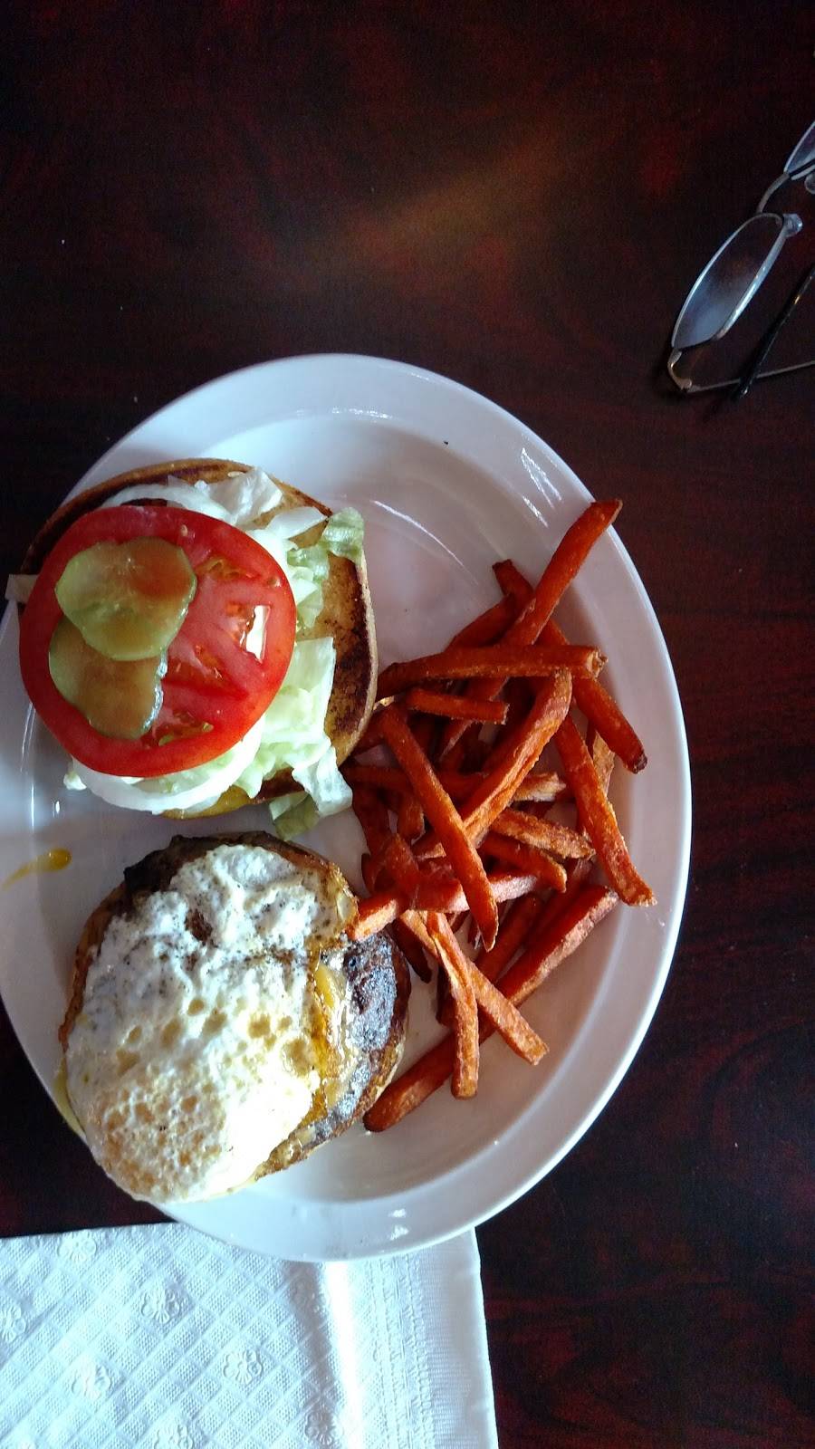 Bank Street Grill | restaurant | 719 Bank St NE, Decatur, AL 35601, USA | 2566864202 OR +1 256-686-4202