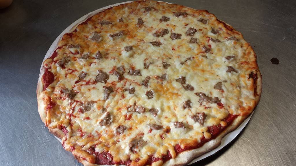 Johns Pizzaria | restaurant | 221 N Franklin St, Port Washington, WI 53074, USA | 2622845581 OR +1 262-284-5581