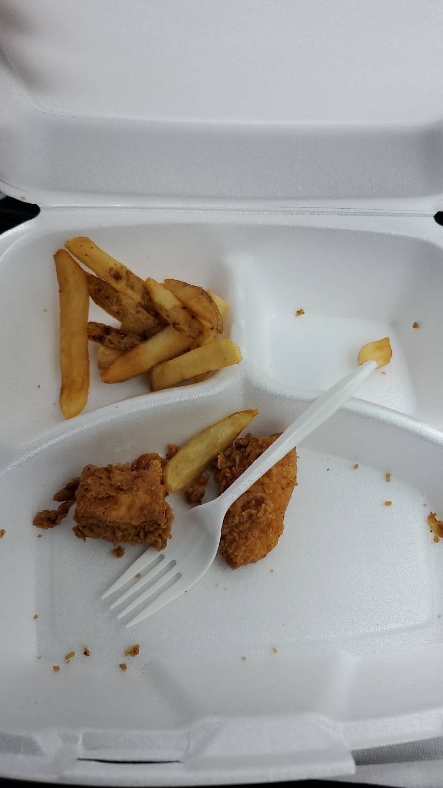 Johns Seafood & Poboy | restaurant | 305 S Burnside Ave, Gonzales, LA 70737, USA | 2256448728 OR +1 225-644-8728