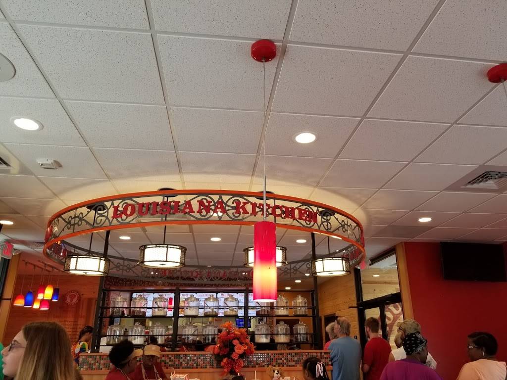 Popeyes Louisiana Kitchen | restaurant | 2600 W 12th St, Erie, PA 16505, USA | 8145285481 OR +1 814-528-5481