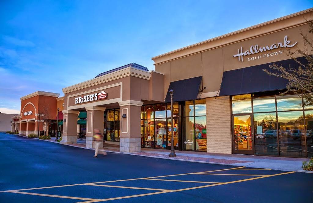 Belleview Square | shopping mall | 4910 S Yosemite St, Greenwood Village, CO 80111, USA | 3033005300 OR +1 303-300-5300