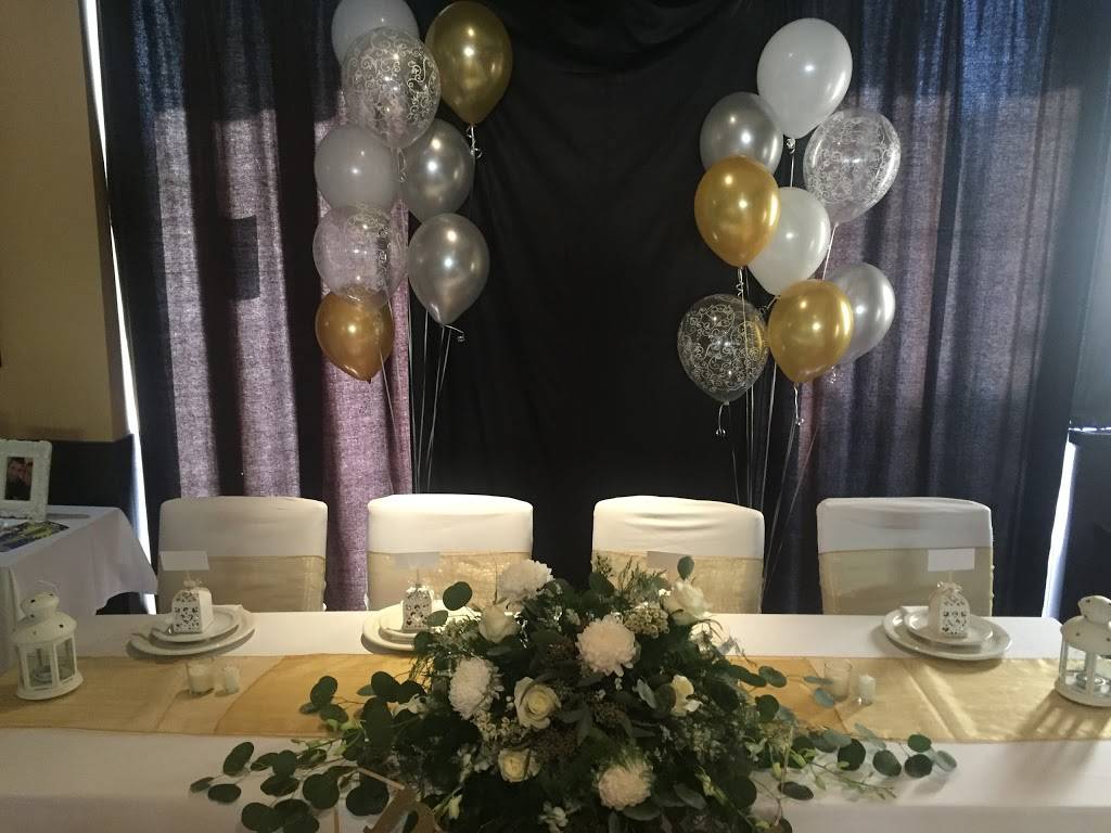 Flamingos Restaurant & Bar | restaurant | 385 The West Mall, Etobicoke, ON M9C 1E7, Canada | 4169139258 OR +1 416-913-9258