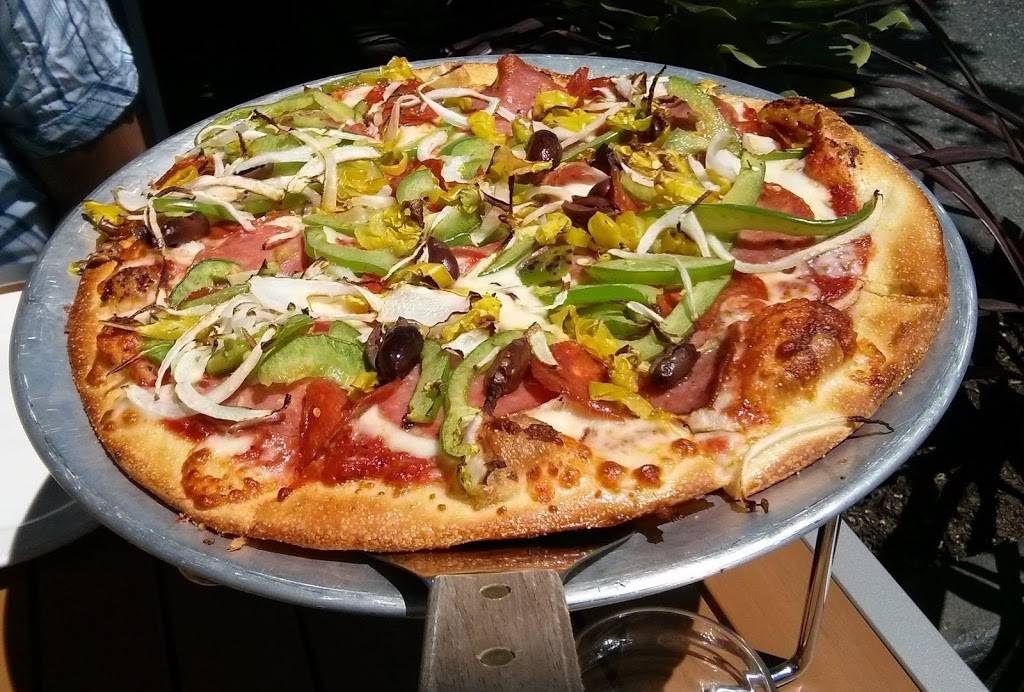 Blue Line Pizza | restaurant | 146 Castro St, Mountain View, CA 94041, USA | 6509387888 OR +1 650-938-7888