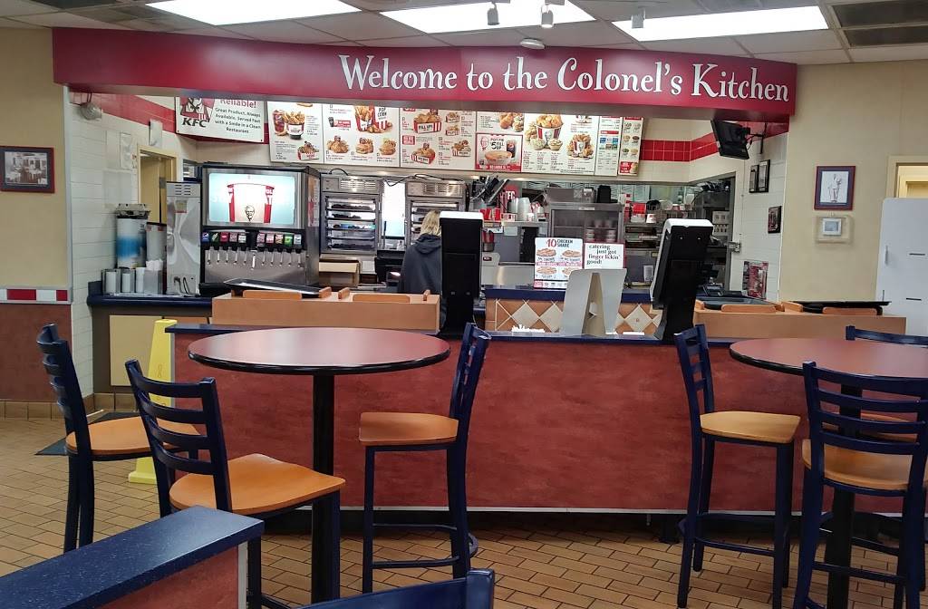 KFC | restaurant | 18447 CA-18, Apple Valley, CA 92307, USA | 7602422351 OR +1 760-242-2351