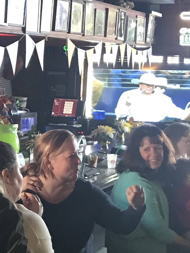 Luckes Saloon | restaurant | 1455 S Wells Ave, Reno, NV 89502, United States | 7753249432 OR +1 775-324-9432