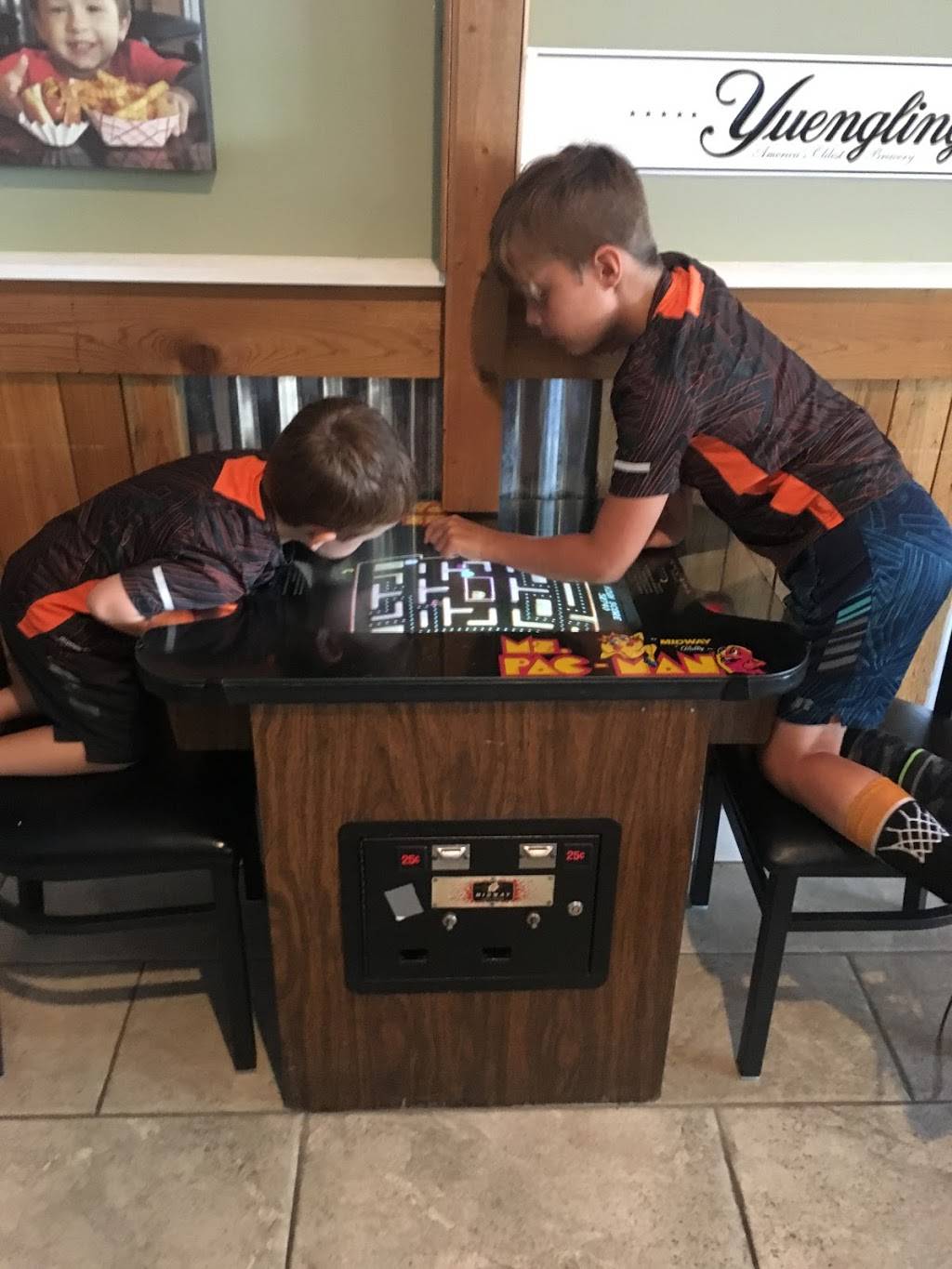 Famous Uncle Al’s Taphouse | restaurant | 918 Mediterranean Ave, Virginia Beach, VA 23451, USA | 7575007935 OR +1 757-500-7935