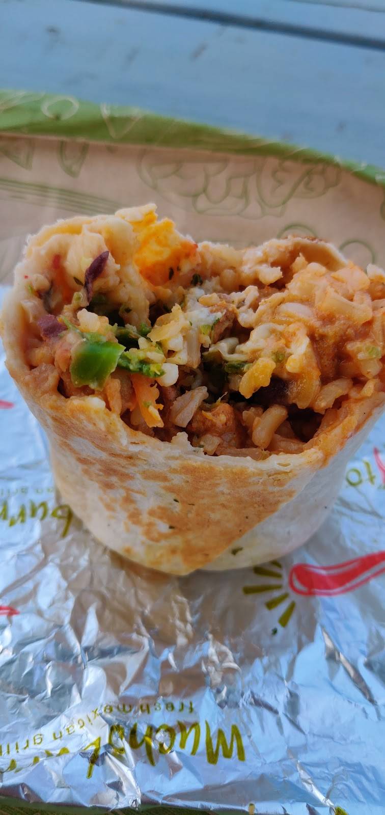 Mucho Burrito Fresh Mexican Grill | restaurant | 4126 Walker Rd Unit #9, Windsor, ON N8W 3T5, Canada | 5199679898 OR +1 519-967-9898