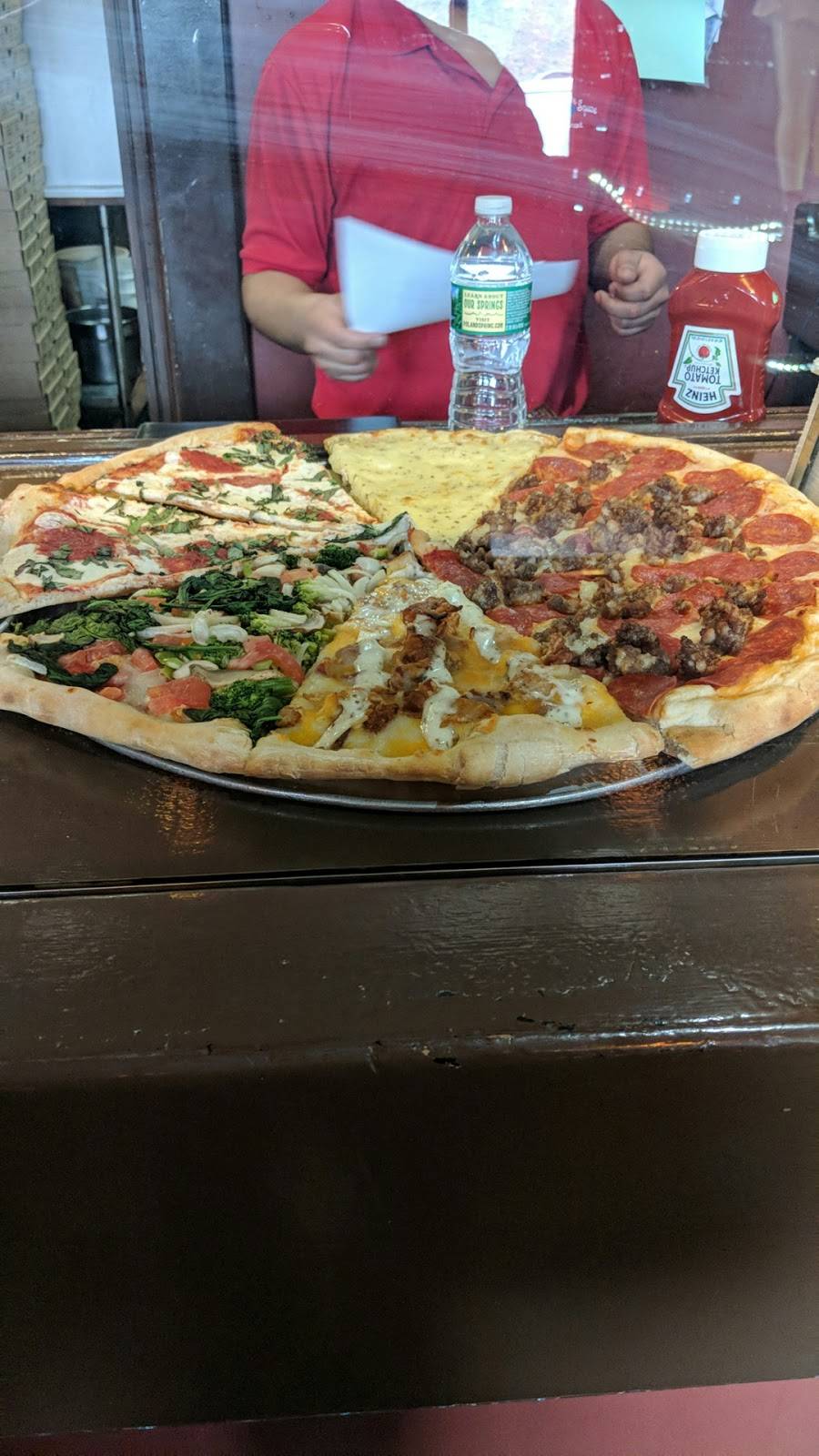 Pizza In the Square | restaurant | 708 Central Park Ave, Yonkers, NY 10704, USA | 9149683152 OR +1 914-968-3152