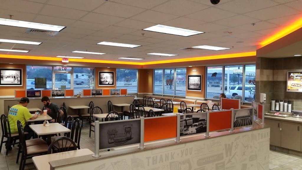 Whataburger | restaurant | 928 S E 7th St, Waco, TX 76706, USA | 2547530380 OR +1 254-753-0380