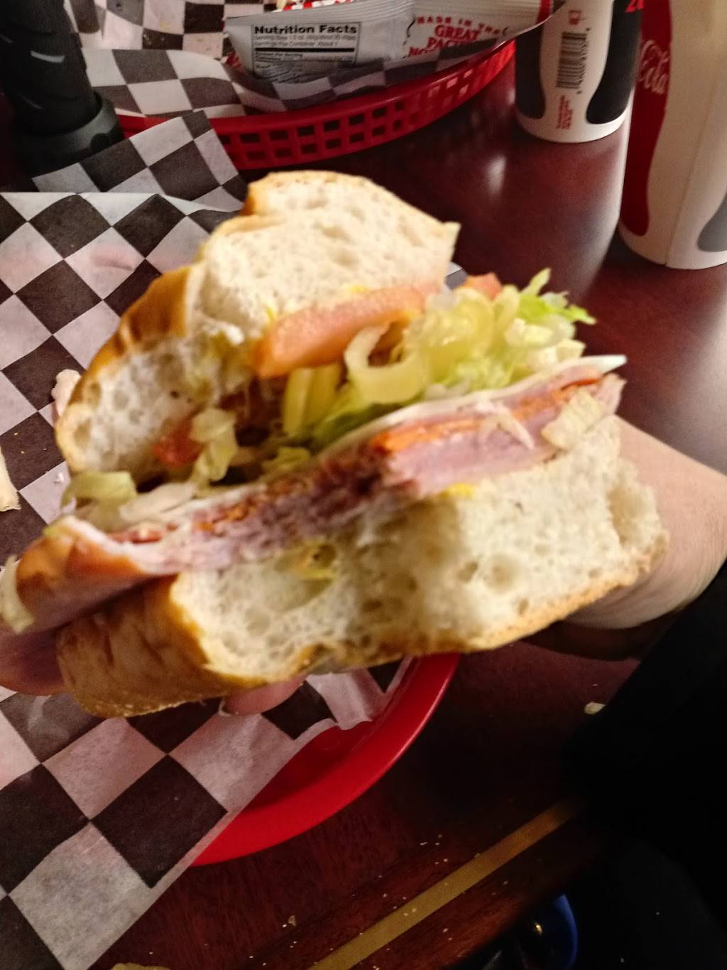 CenturyLink | restaurant | 868 Main St, Springfield, OR 97477, USA | 5419724001 OR +1 541-972-4001