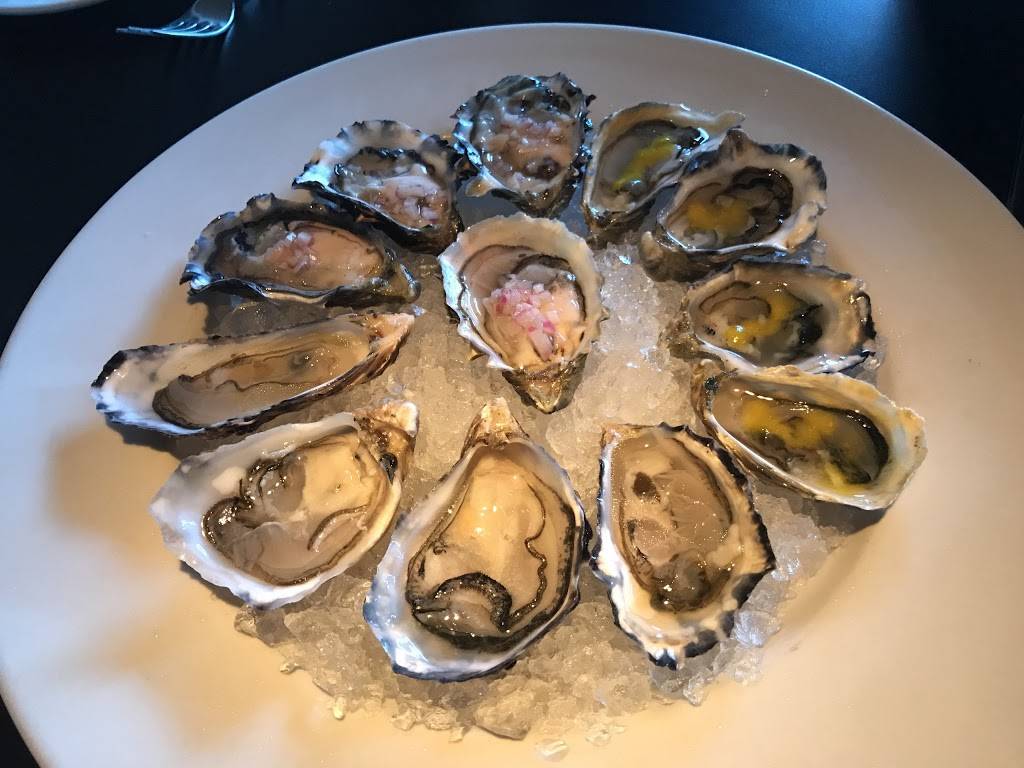 Hitchcock | restaurant | 133 Winslow Way E #100, Bainbridge Island, WA 98110, USA | 2062013789 OR +1 206-201-3789