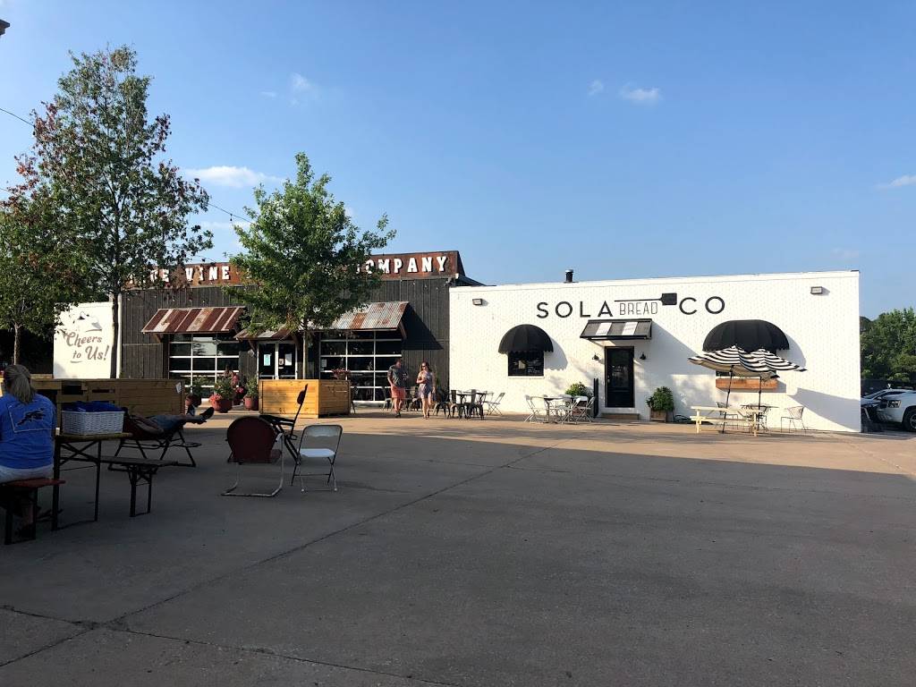 Sola Bread Co | restaurant | 2453 Earl Campbell Pkwy, Tyler, TX 75701, USA | 9038715772 OR +1 903-871-5772