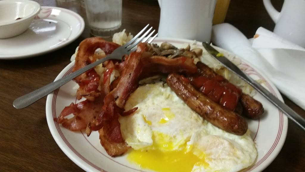 Virginias Cafe | cafe | 3820 Cornhusker Hwy, Lincoln, NE 68504, USA | 4024649885 OR +1 402-464-9885