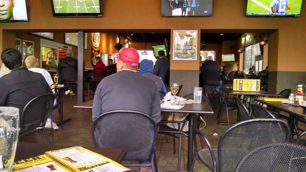 Buffalo Wild Wings | restaurant | 2479 W International Speedway Blvd, Daytona Beach, FL 32114, USA | 3868723300 OR +1 386-872-3300