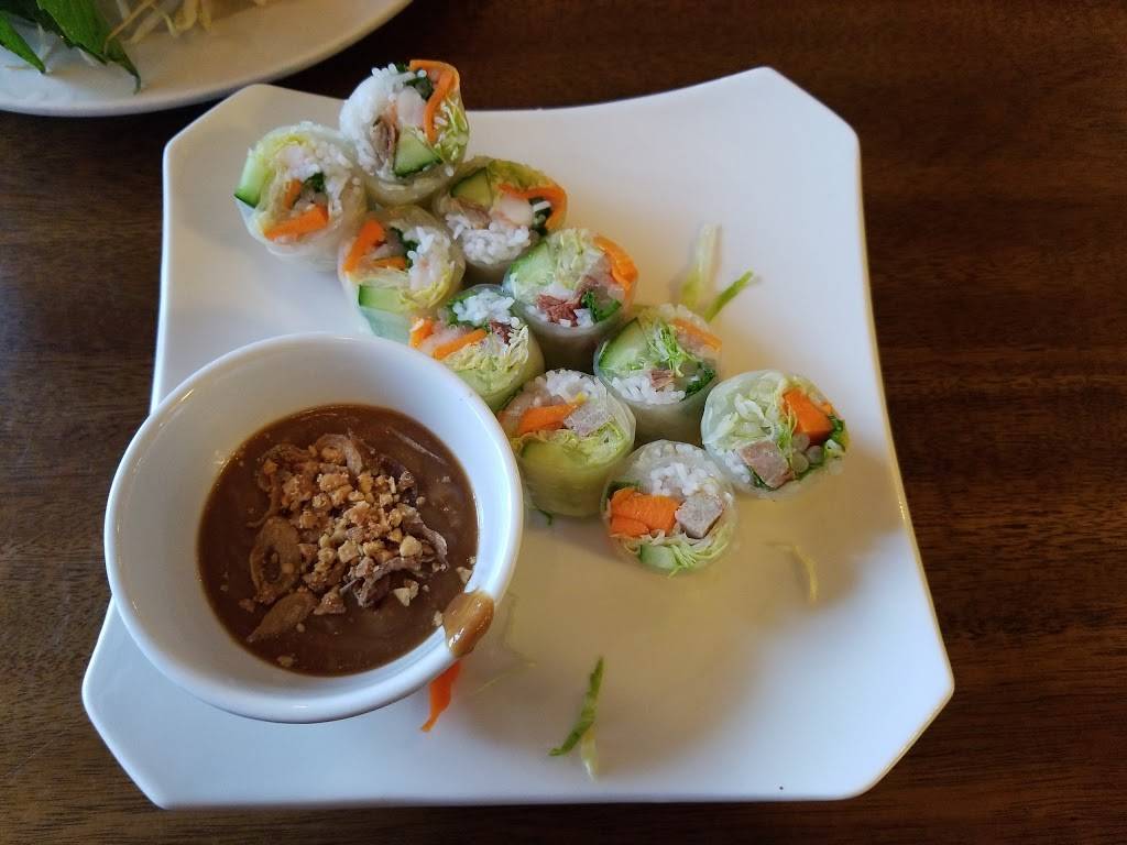 Saigon Restaurant | restaurant | 795 Forest Ave, Portland, ME 04103, USA | 2078746666 OR +1 207-874-6666