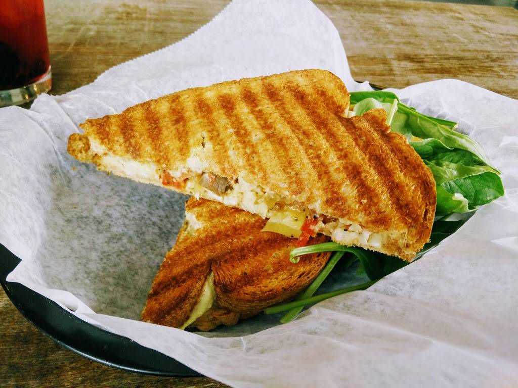 The Doshi House | cafe | 3419 Emancipation Ave, Houston, TX 77004, USA | 7135280060 OR +1 713-528-0060