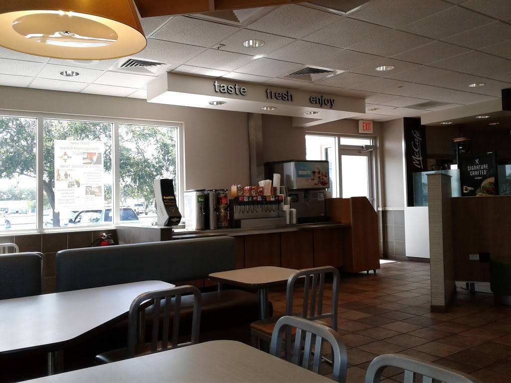 McDonalds | cafe | 1200 Sarno Rd, Melbourne, FL 32935, USA | 3212544267 OR +1 321-254-4267