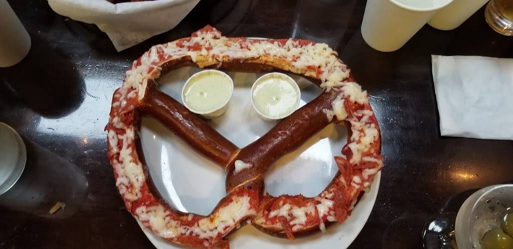 BRÜ HAUS | restaurant | 11831 Wilshire Blvd, Los Angeles, CA 90025, USA | 3104732337 OR +1 310-473-2337