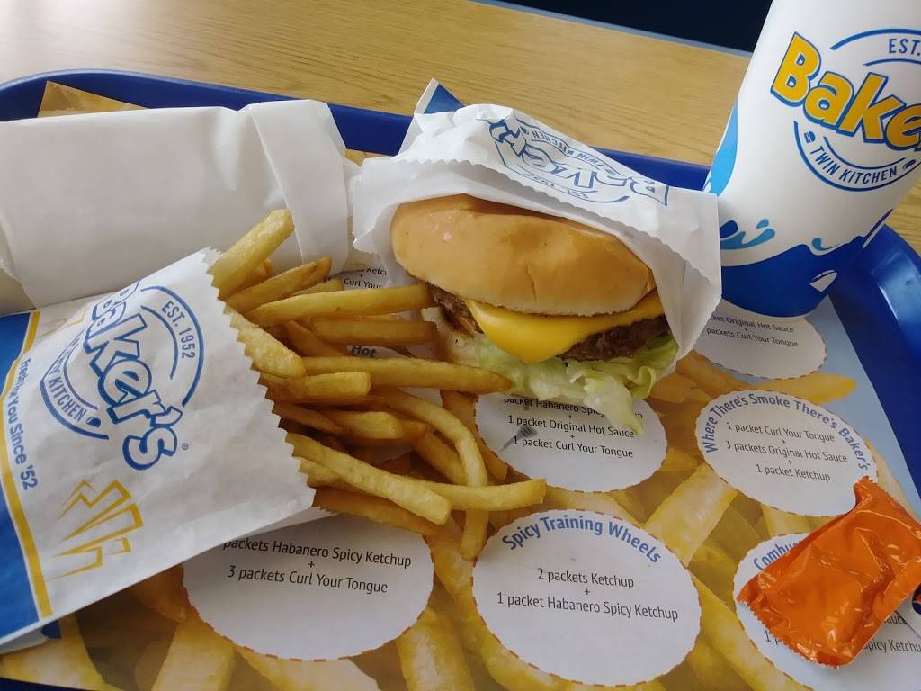 Bakers Drive-Thru | restaurant | 13110 Magnolia Ave, Corona, CA 92879, USA | 9518845233 OR +1 951-884-5233